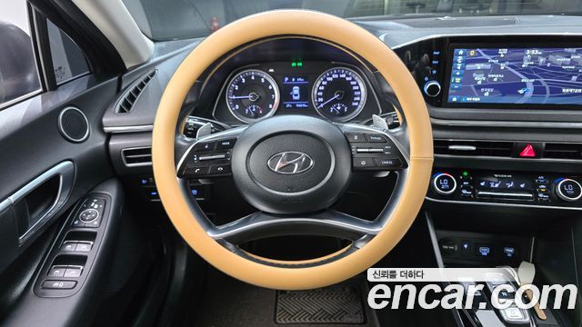 Hyundai Sonata (DN8) 2.0 Premium 2020 — фото 13
