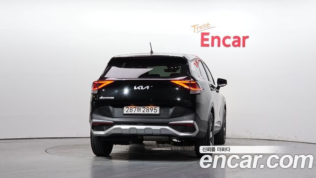 Kia Sportage (V) Diesel 2.0 2WD Trendy 2023 — фото 4