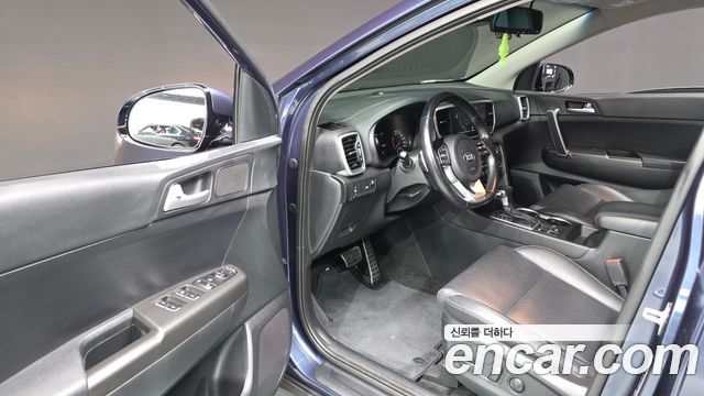 Kia Sportage The Bold Diesel 2.0 2WD Prestige 2021 — фото 10