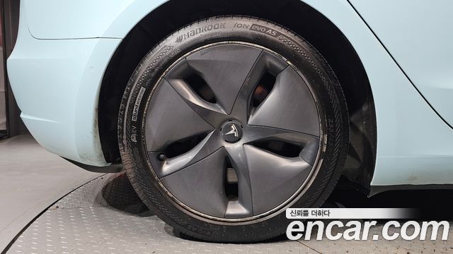 Tesla Model 3 Standard Range Plue RWD 2020 — фото 5