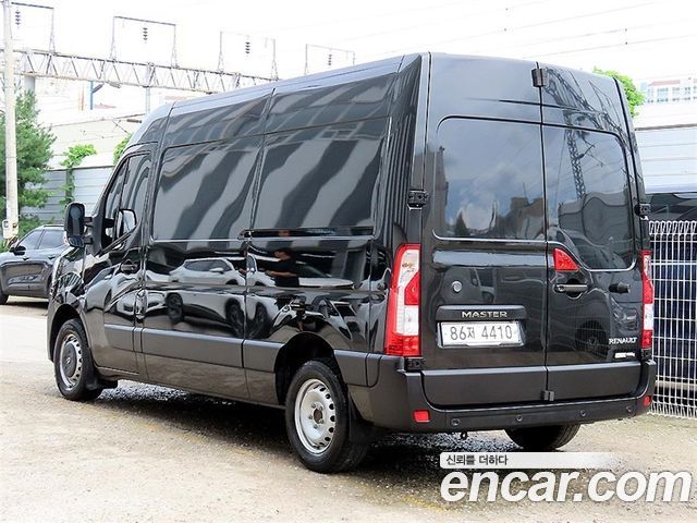 Renault Korea Master 2.3 Van L 2020 — фото 3