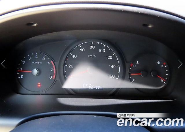 Hyundai Grand Starex 12-Seater LPi Smart 2020 — фото 10