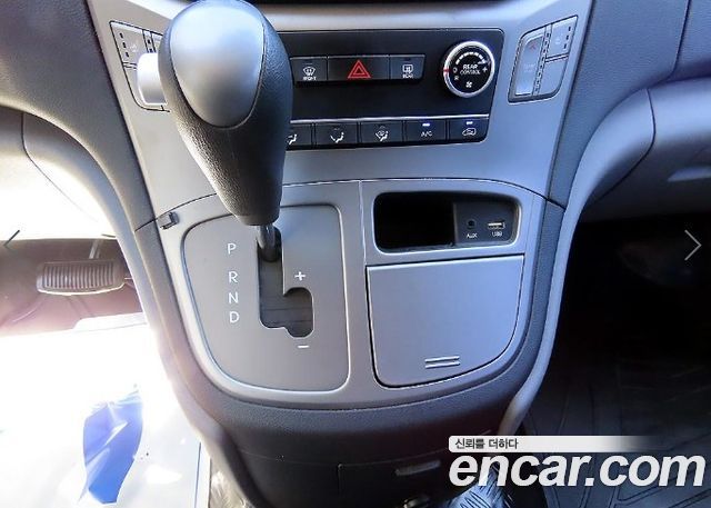 Hyundai Grand Starex 12-Seater LPi Smart 2020 — фото 15