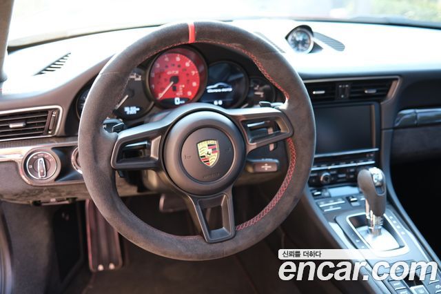 Porsche 911 Carrera 4 GTS 991 2015 — фото 8
