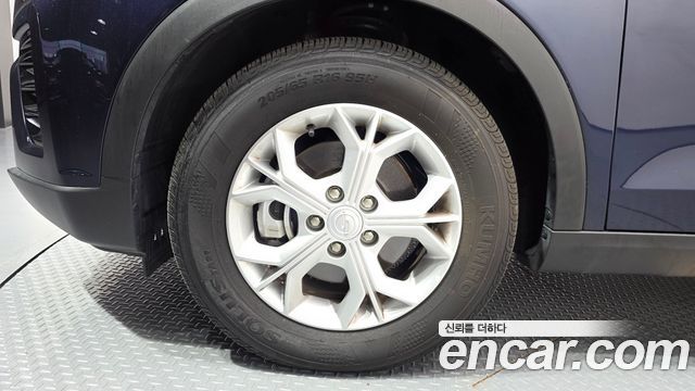 KG Mobility (SsangYong) Very New Tivoli Gasoline 1.5 2WD V3 2022 — фото 5