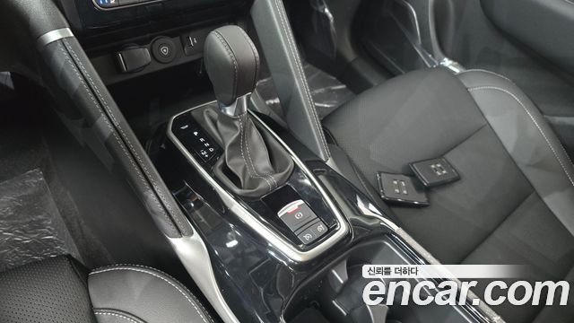 Renault Korea QM6 2.0 LPe RE 2WD 2026 — фото 9
