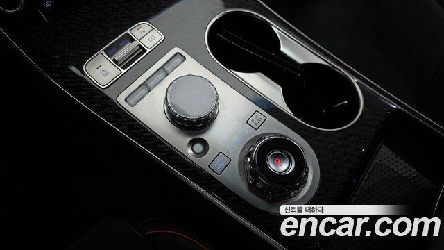 Genesis GV70 3.5T Gasoline 2WD 2025 — фото 9