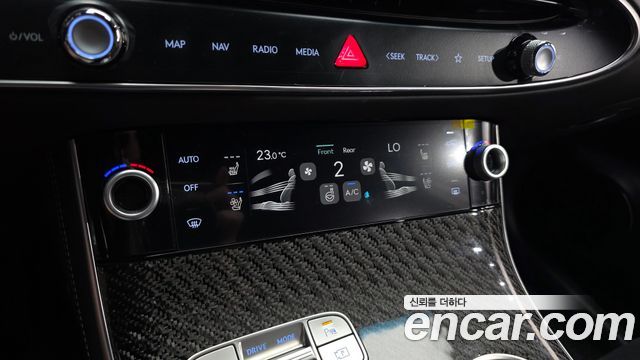 Genesis GV70 3.5T Gasoline 2WD 2025 — фото 18