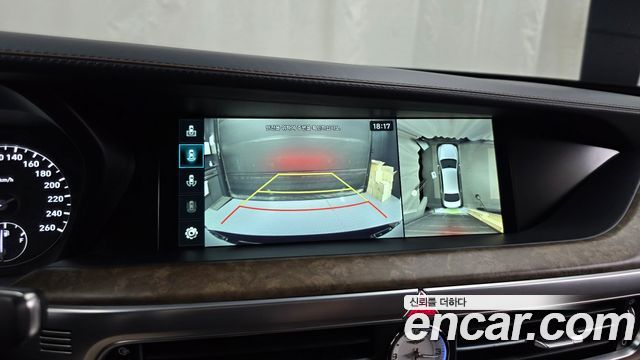 Genesis G90 5.0 AWD Limousine Prestige 2019 — фото 15