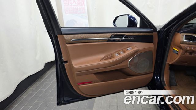 Genesis G90 5.0 AWD Limousine Prestige 2019 — фото 24