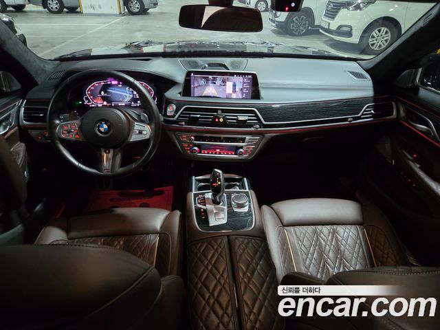 BMW 7 Series (G11) 740Li xDrive M Sport Package 2022 — фото 8