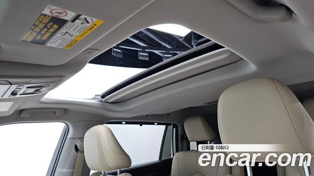 Toyota Highlander (IV) 2.5 4WD Limited 2024 — фото 38