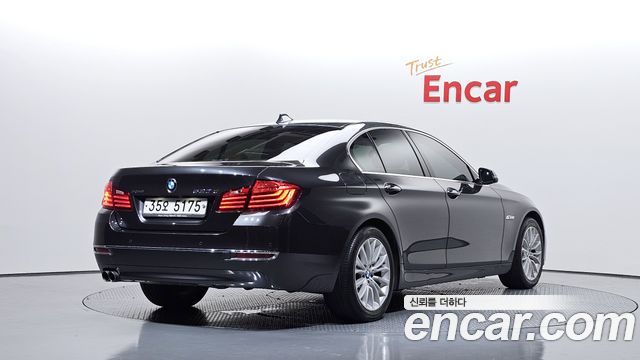 BMW 5 Series (F10) 520d xDrive Luxury 2014 — фото 2