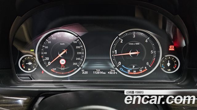 BMW 5 Series (F10) 520d xDrive Luxury 2014 — фото 8