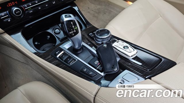 BMW 5 Series (F10) 520d xDrive Luxury 2014 — фото 9
