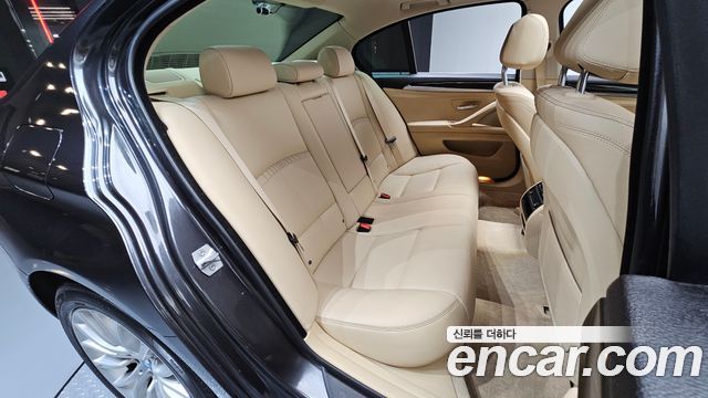 BMW 5 Series (F10) 520d xDrive Luxury 2014 — фото 11