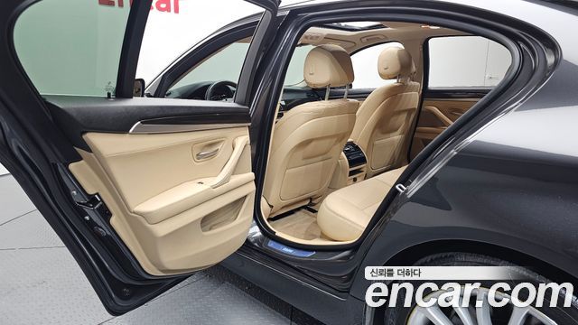 BMW 5 Series (F10) 520d xDrive Luxury 2014 — фото 12