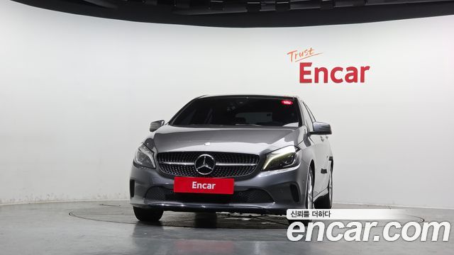 Mercedes-Benz A-Class (W176) A200 2016 — фото 3