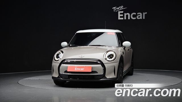 MINI Cooper 5Door Classic Third Generation 2024 — фото 3