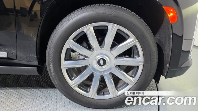 Cadillac Escalade (V) 6.2 Premium Luxury Platinum 2021 — фото 5