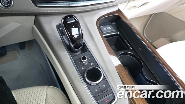 Cadillac Escalade (V) 6.2 Premium Luxury Platinum 2021 — фото 9