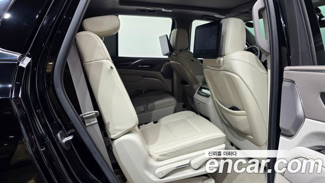 Cadillac Escalade (V) 6.2 Premium Luxury Platinum 2021 — фото 16