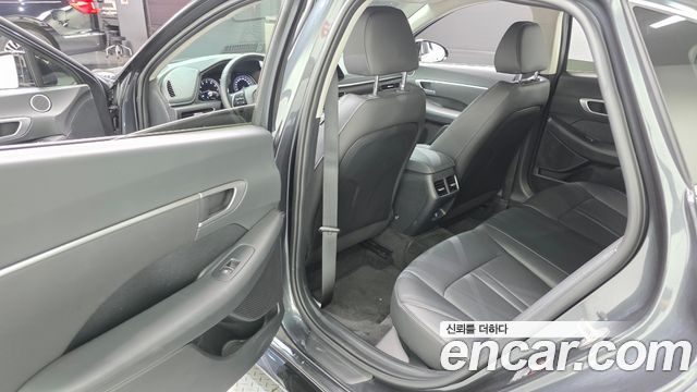 Hyundai Sonata (DN8) 2.0 Modern 2023 — фото 11