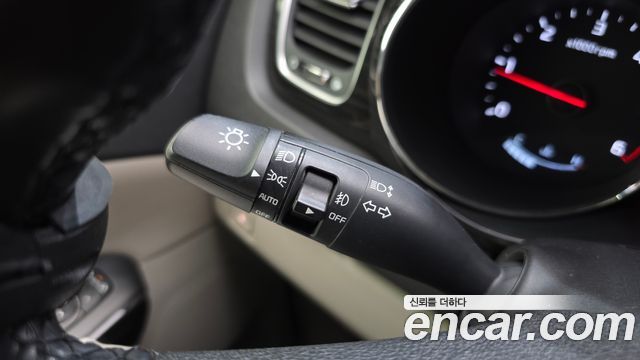 Kia Carnival 9-Seater Noblesse Special 2019 — фото 15