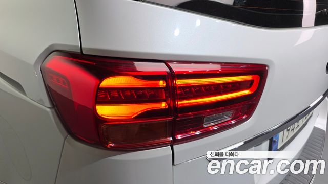 Kia Carnival 9-Seater Noblesse Special 2019 — фото 23