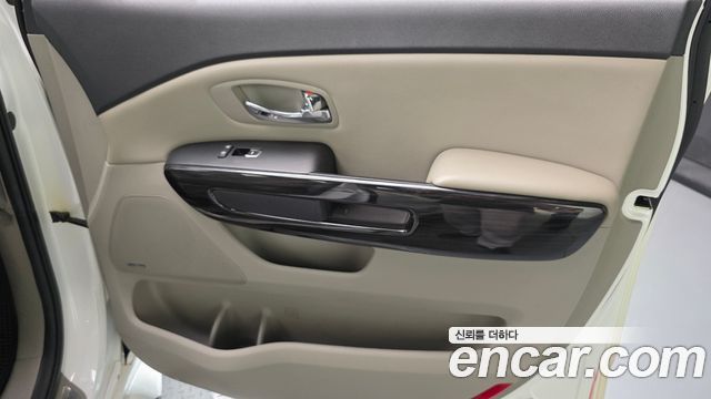 Kia Carnival 9-Seater Noblesse Special 2019 — фото 25