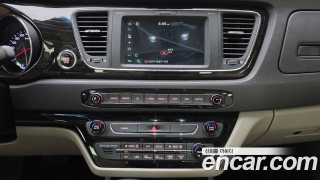 Kia Carnival 9-Seater Noblesse Special 2019 — фото 29
