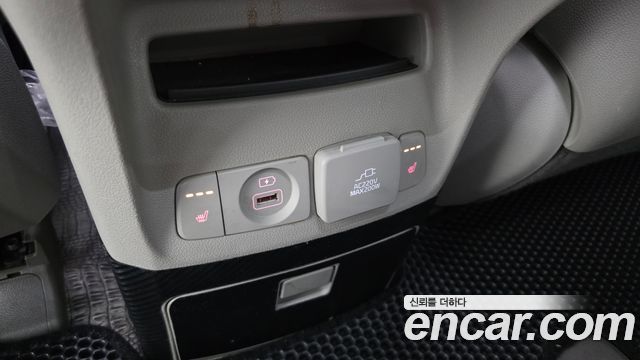 Kia Carnival 9-Seater Noblesse Special 2019 — фото 30