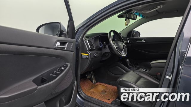 Hyundai Tucson Gasoline 1.6 Turbo 4WD Inspiration 2020 — фото 10