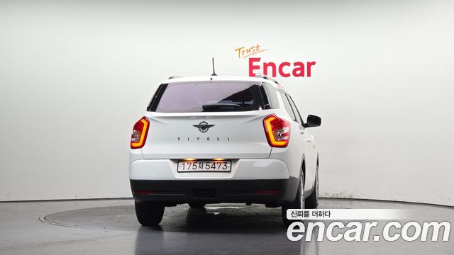 KG Mobility (SsangYong) Tivoli Air Diesel AX 2WD 2018 — фото 4
