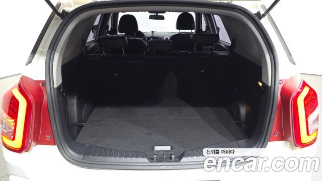 KG Mobility (SsangYong) Tivoli Air Diesel AX 2WD 2018 — фото 30