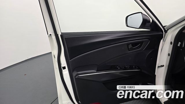 KG Mobility (SsangYong) Tivoli Air 1.5 2WD A7 2024 — фото 24