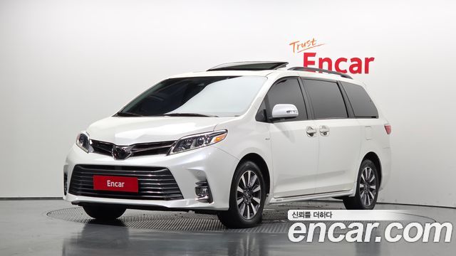Toyota Sienna 3.5 AWD 2018 — фото 1