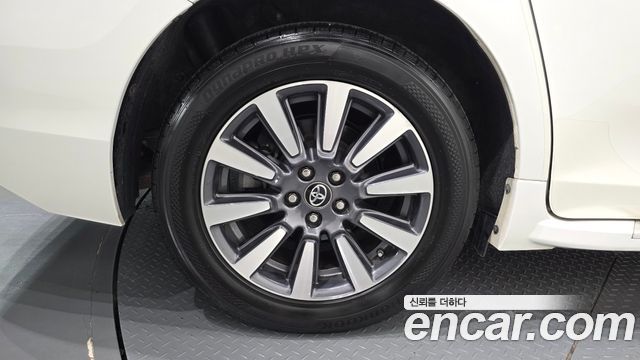 Toyota Sienna 3.5 AWD 2018 — фото 5
