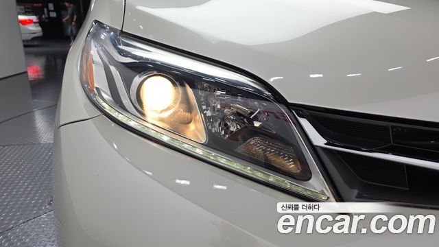 Toyota Sienna 3.5 AWD 2018 — фото 22