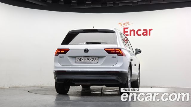 Volkswagen Tiguan (II) 2.0 TDI 4Motion Prestige 2020 — фото 4