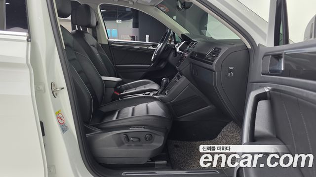 Volkswagen Tiguan (II) 2.0 TDI 4Motion Prestige 2020 — фото 15