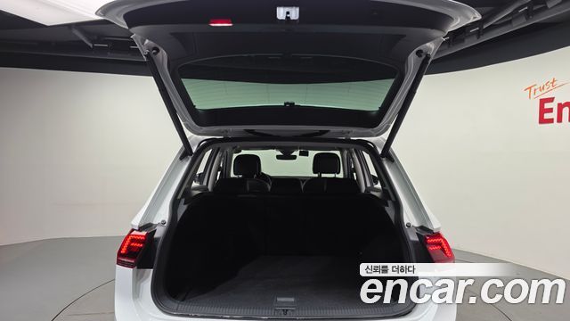 Volkswagen Tiguan (II) 2.0 TDI 4Motion Prestige 2020 — фото 24