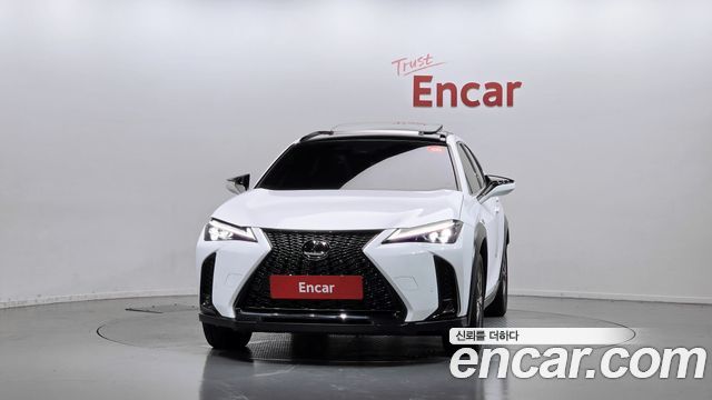 Lexus UX250h 2.0 F-Sport 2WD 2024 — фото 3