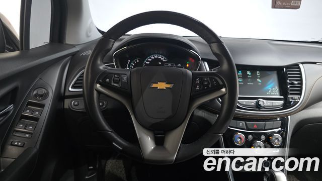 Chevrolet Trax 1.4 Red Line Premier 2019 — фото 13