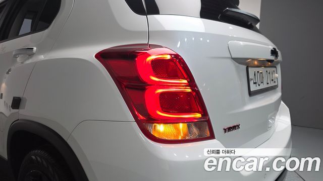 Chevrolet Trax 1.4 Red Line Premier 2019 — фото 23