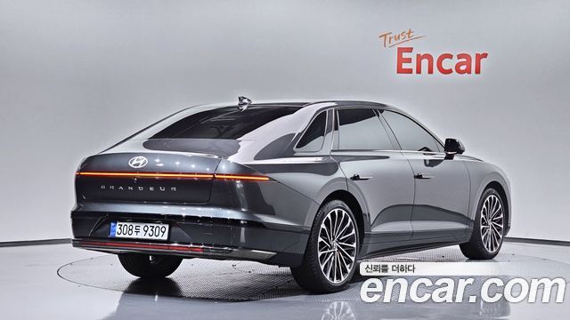 Hyundai Grandeur (GN7) 2,5 Gasoline 2WD Calligraphy 2026 — фото 2
