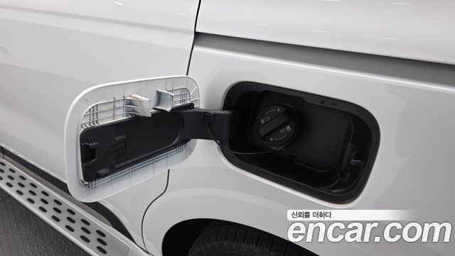 Kia Carnival (IV) Gasoline 9-Seater Signature 2023 — фото 29