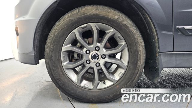 KG Mobility (SsangYong) Korando Sport Adventure 60th Edition 4WD 2015 — фото 5
