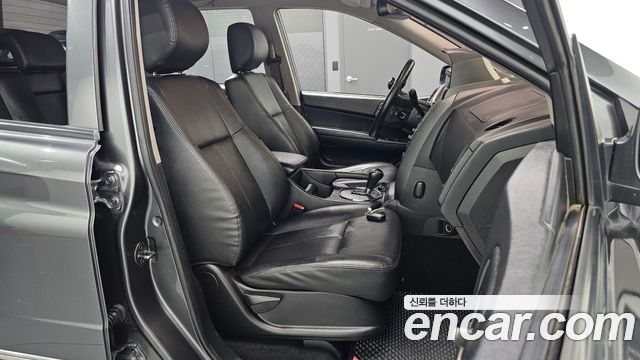 KG Mobility (SsangYong) Korando Sport Adventure 60th Edition 4WD 2015 — фото 12