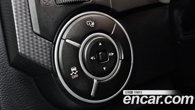 KG Mobility (SsangYong) Korando Sport Adventure 60th Edition 4WD 2015 — фото 13